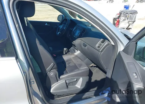 2012 Volkswagen Tiguan Se z USA, uszkodzony, nr VIN WVGAV7AX4CW529197